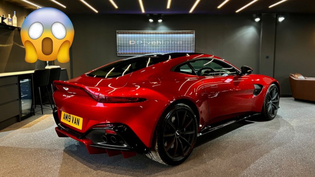 Aston Martin Vantage S