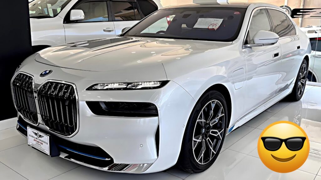 BMW i7